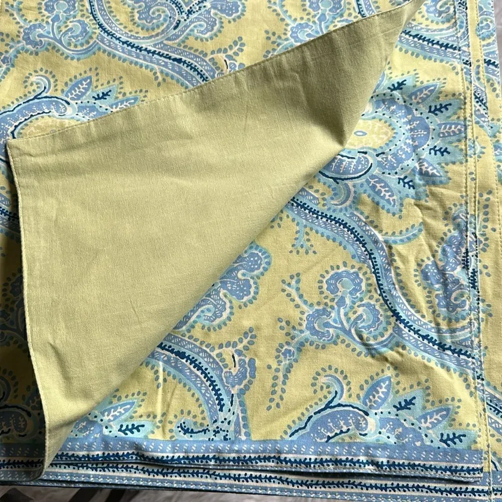 XOCHI (4) Paisley Table Placemats